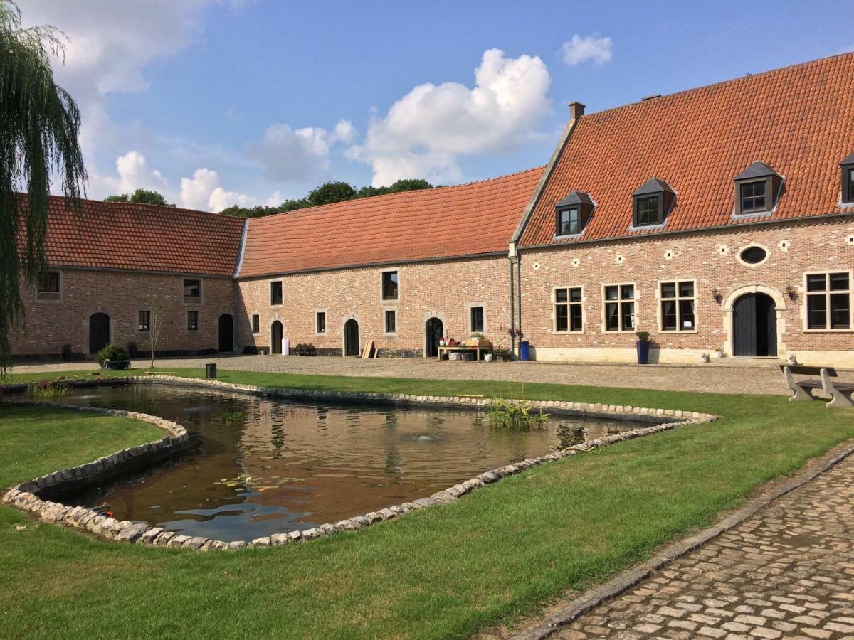 Chapeauveau Gite - B&B - Events Helecine Eksteriør bilde